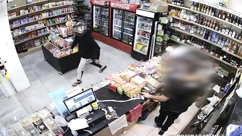 Подозреваемый в ограблении двух киосков арестован в Рамат-Гане