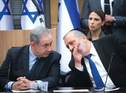 Закон о призыве: Шас готовится вернуться в правительство