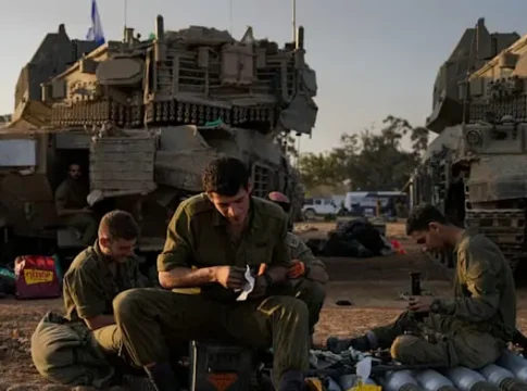 Резервисты будут служить 70 дней в году и после войны. Какое вознаграждение они получат?