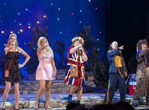 Премьера «Кто ты такая» в театре Бимяна – ностальгия и откровения