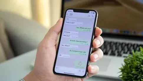 WhatsApp и ChatGPT меняют цифровой рынок Израиля