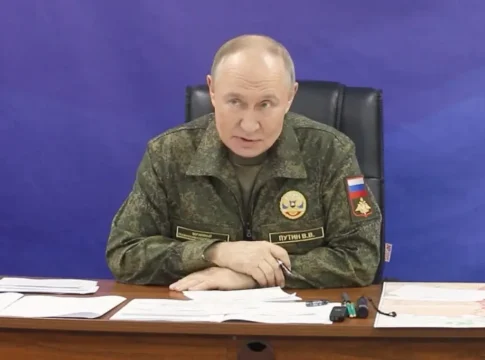 Украина нанесла массированный удар дронами после заявления Путина о новой ракете