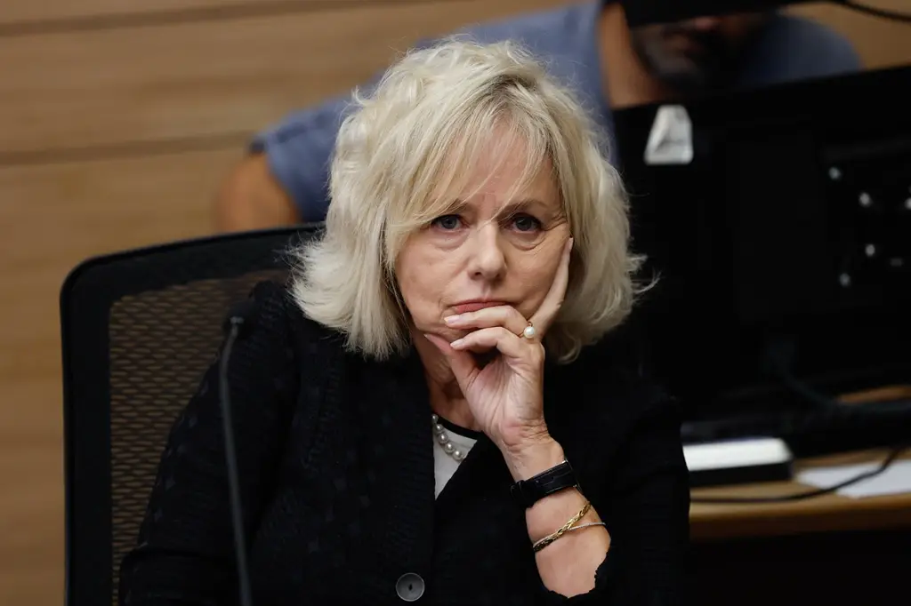 Дискуссия о разделении функций юридического советника правительства Израиля