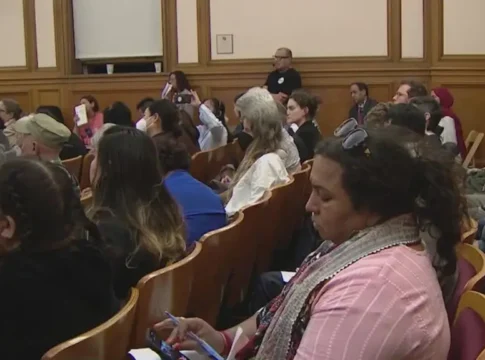 Иммигранты Сан‑Франциско живут в тревоге, несмотря на отмену федеральной операции