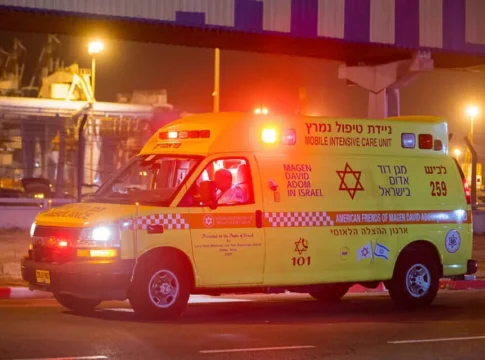 Пожар в Бейт-Шемеше: 18‑летний подросток в критическом состоянии
