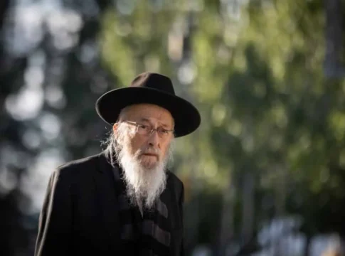 Раввин Цви Тав призвал к участию в молитве за единство Израиля