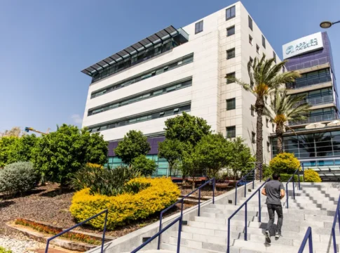 Applied Materials сокращает около 100 сотрудников в Израиле в рамках глобальной оптимизации