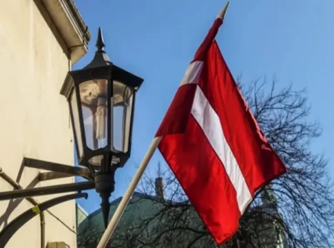 Латвия отправит в Украину новую партию военной помощи и 65 транспортных средств