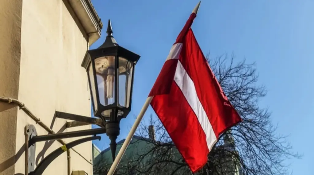 Латвия отправит в Украину новую партию военной помощи и 65 транспортных средств