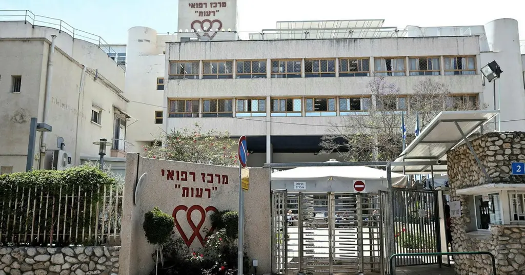 Больница «Реут» с миллионными профицитами платит психологам меньше, чем государственные учреждения