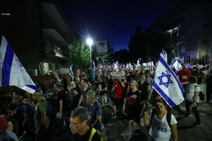 Жители Иерусалима борются против демонстраций на улице Аза, обращаясь в Кнессет