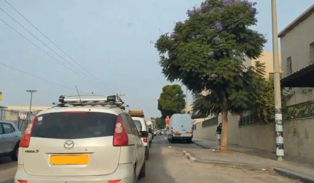 Жители Кирият-Малахи в ярости: город парализован многочасовыми пробками