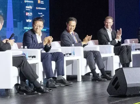 Инновации и сотрудничество в страховании: ключ к успеху в эпоху ИИ