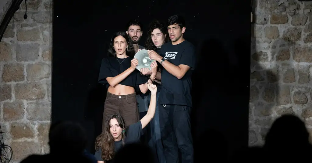 Война на сцене: израильские и палестинские голоса на театральных подмостках