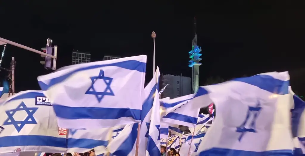 Массовая демонстрация в Тель-Авиве: требование государственной следственной комиссии