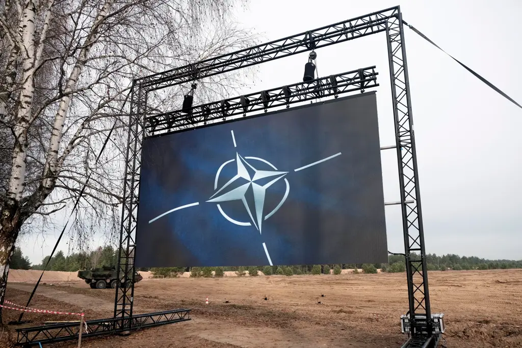 Мир вступает в эру «переменной геометрии»: новые альянсы вместо старых институтов