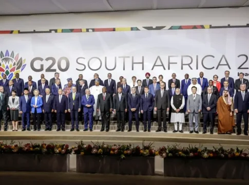 Союзники Украины спешат выработать ответ на «неприемлемый» мирный план Трампа