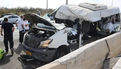 Бюджет на дороги и безопасность дорожного движения перенаправлен на охрану образовательных учреждений в поселениях