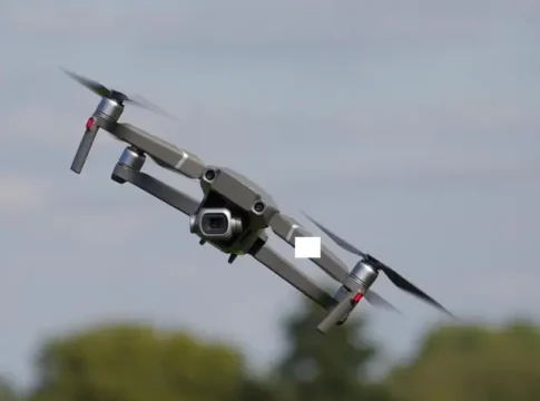 Голландские военные открыли огонь по дронам над авиабазой вблизи границы с Германией