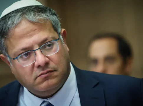 Суд постановил выплатить сотни тысяч шекелей водителю, пострадавшему в ДТП с министром Бен-Гвиром