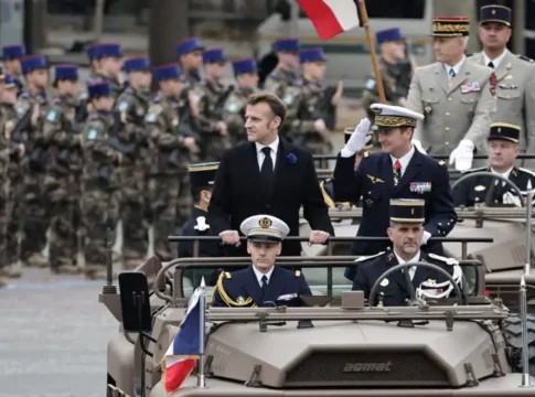 Франция вслед за Европой возвращается к идее обязательной военной службы