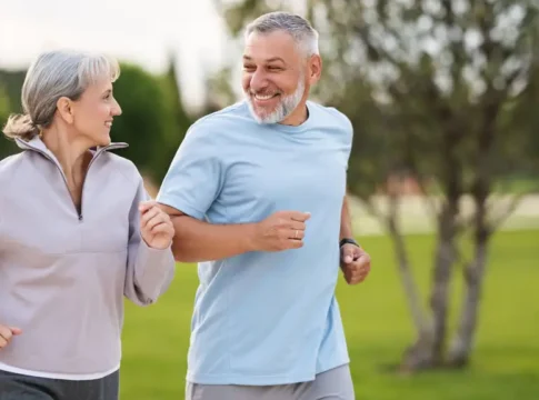 Упражнения в среднем возрасте – ключ к сохранению здоровья мозга на долгие годы
