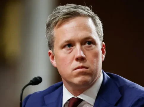 От 'дронового парня' до переговорщика по Украине: Кто такой Дэн Дрисколл?