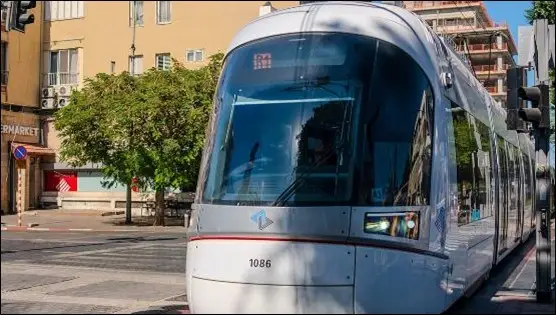 На Красной линии 