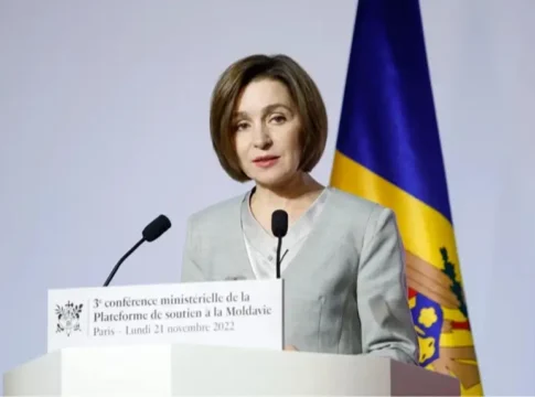 Президент Молдовы осудила ночную атаку России на Украину, затронувшую воздушное пространство страны