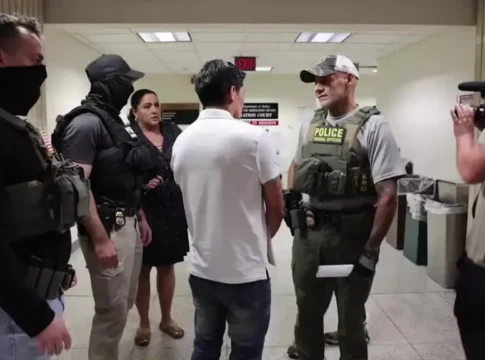 Резкий рост задержаний некриминальных иммигрантов в США: почти половина арестованных не имеют судимостей