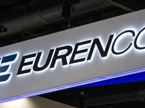 Неопознанные дроны замечены над французским заводом по производству пороха