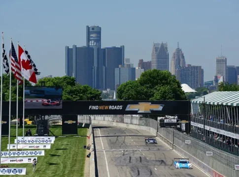 Автошоу в Детройте вернется к гонкам в 2026 году: анонсирован новый формат с участием пилотов и треком