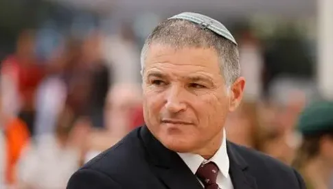 Глава ШАБАКа предлагает использовать электронные браслеты для контроля над поселенцами в Иудее и Самарии