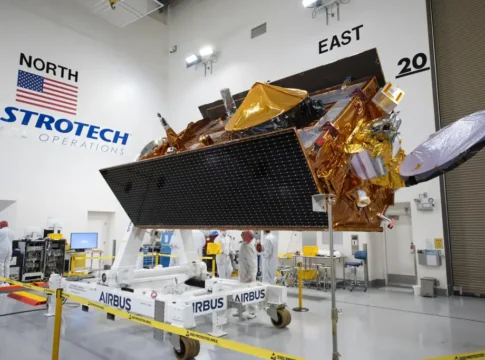 SpaceX готовится к запуску спутника-монитора океанов с базы Ванденберг