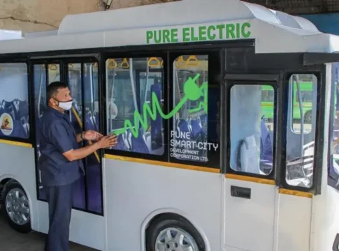 Пуна получит тысячу новых электробусов для городского транспорта