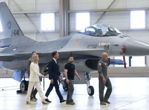 Скандинавские страны наращивают военные приготовления в Арктике и Балтике на фоне напряженности с Россией