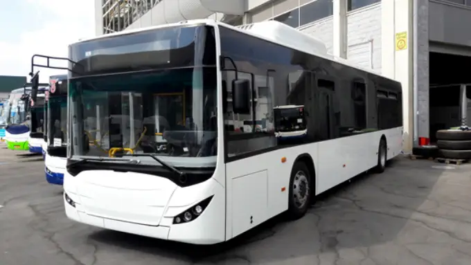 В Кнессете предложат передать решение о работе транспорта в субботу местным властям