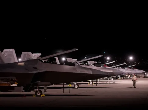 Бельгия начала расследование после третьей ночи полётов дронов над базой НАТО в Кляйне‑Брогеле