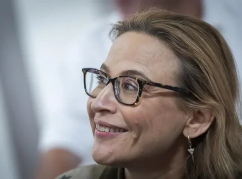 Бывшая глава полиции и жена главы Гистадрута находятся в одной камере в тюрьме «Нове Терца»