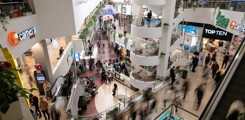 В Израиле зафиксировано снижение продаж в розничной торговле