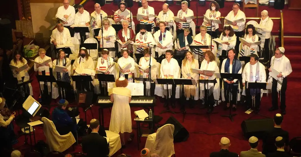 В США существуют крупные религиозные еврейские общины, открытые для ЛГБТК+ людей