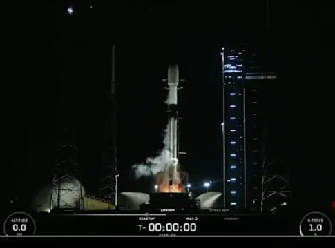 SpaceX успешно запустила ракету Falcon 9 с побережья Флориды