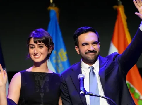 Первый выход первой леди Нью-Йорка: выбор Рамы Дуваджи