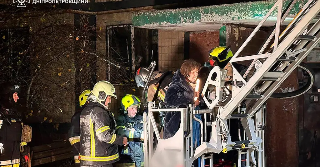 Российский удар дроном по жилому дому в Днепре: трое погибших, 12 раненых