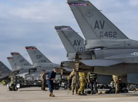 Румыния приобретает 18 истребителей F-16 за символический 1 евро
