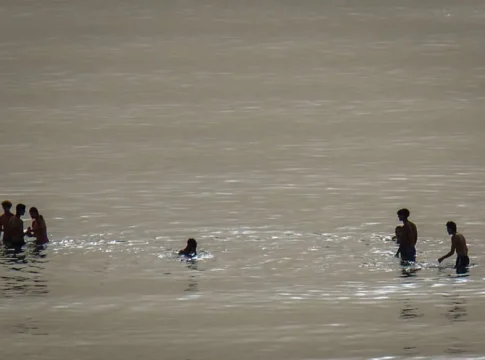 Израиль ожидает аномально жаркие выходные