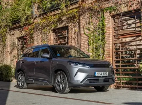 BYD Atto 2: Полный привод и передовые технологии в новой электрокроссовере