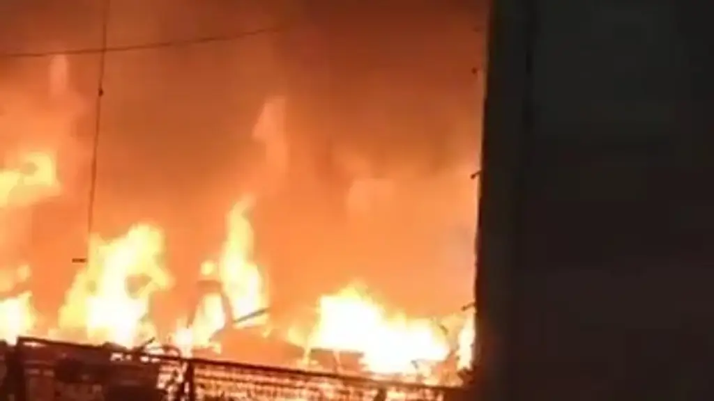 Мощный взрыв в Нью-Дели: не менее восьми погибших