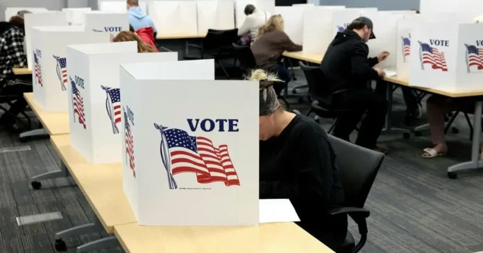 Исследование: чат-боты могут существенно влиять на политические взгляды избирателей