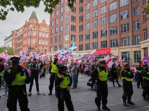Великобритания теряет контроль над границами: шокирующие данные о миграционном кризисе